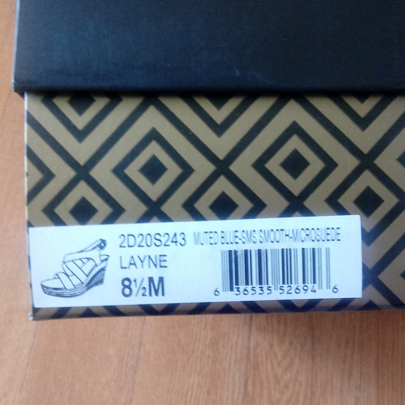 ❇ NIB ❇ Charles by Charles David Muted Blue Layne Espadrille Wedges, Size 8.5 - Picture 14 of 14